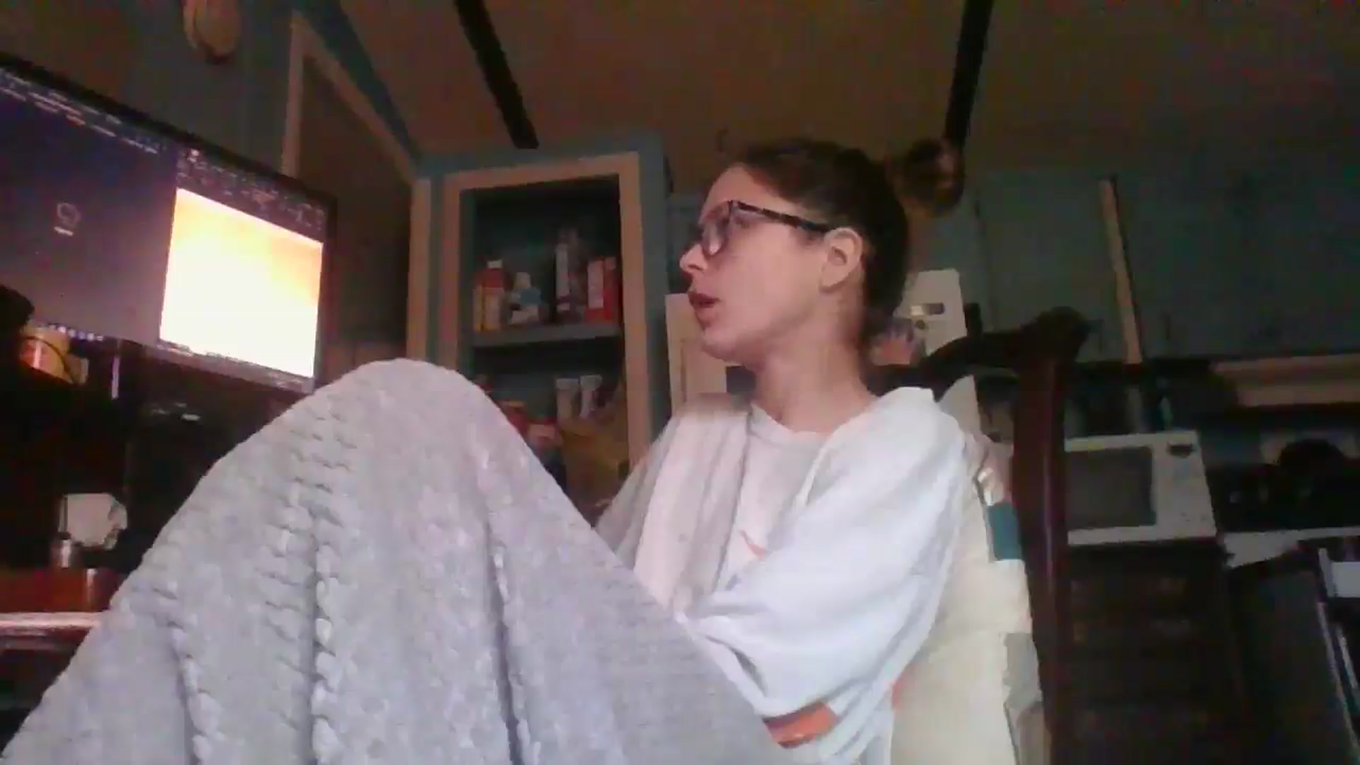 Gallery image thumbnail from LissyJ's myfreecams stream on, 12/26/2024, 16:22 image 10 of 20