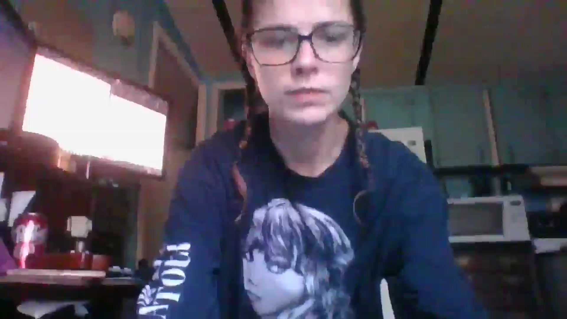 Gallery image thumbnail from LissyJ's myfreecams stream on, 12/26/2024, 18:17 image 19 of 20