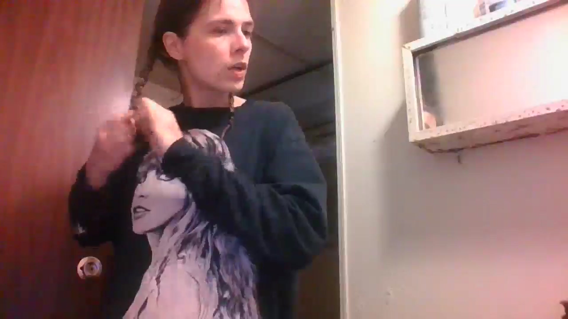 Gallery image thumbnail from LissyJ's myfreecams stream on, 12/26/2024, 18:17 image 16 of 20