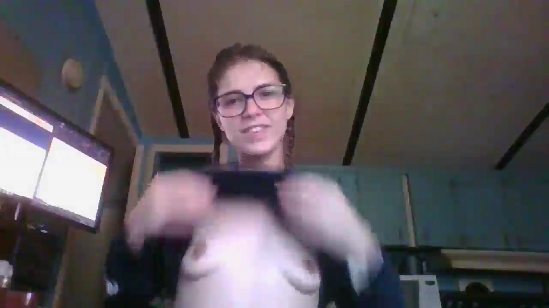 Gallery image thumbnail from LissyJ's myfreecams stream on, 12/26/2024, 18:56 image 18 of 20
