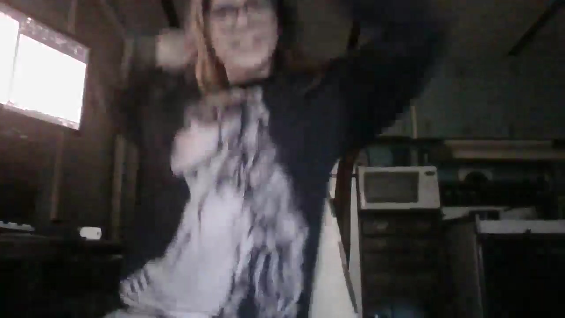 Gallery image thumbnail from LissyJ's myfreecams stream on, 12/27/2024, 14:43 image 18 of 20