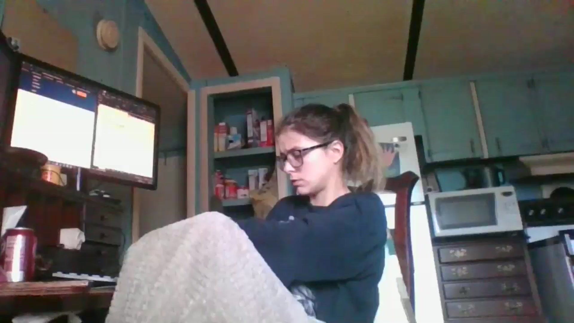 Gallery image thumbnail from LissyJ's myfreecams stream on, 12/27/2024, 16:42 image 11 of 20