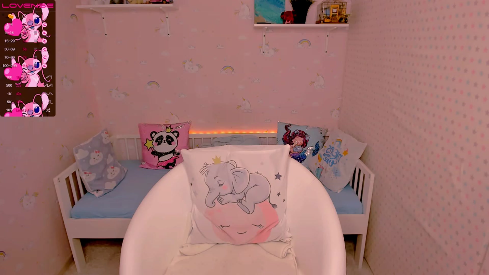 Gallery image thumbnail from Litl_Mia's myfreecams stream on, 11/14/2022, 18:55 image 14 of 20