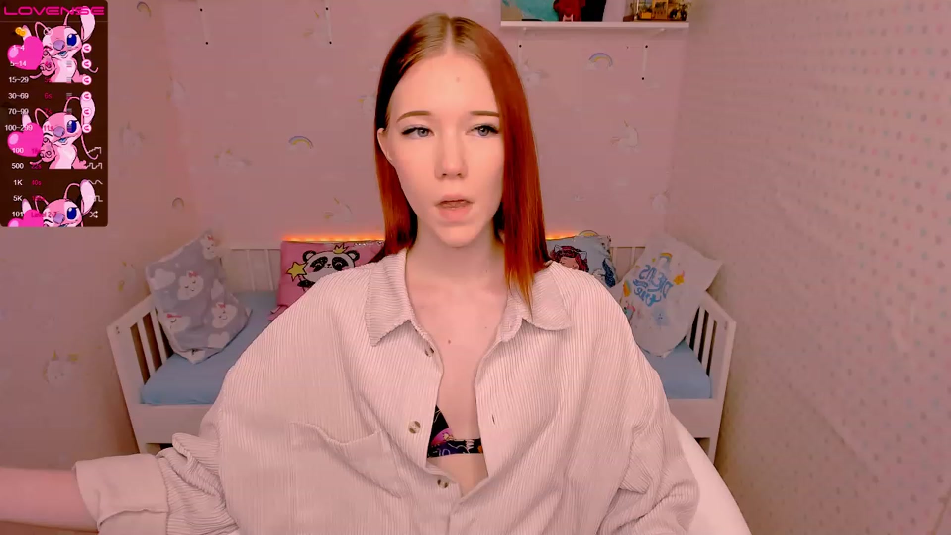 Gallery image thumbnail from Litl_Mia's myfreecams stream on, 11/15/2022, 18:41 image 9 of 20