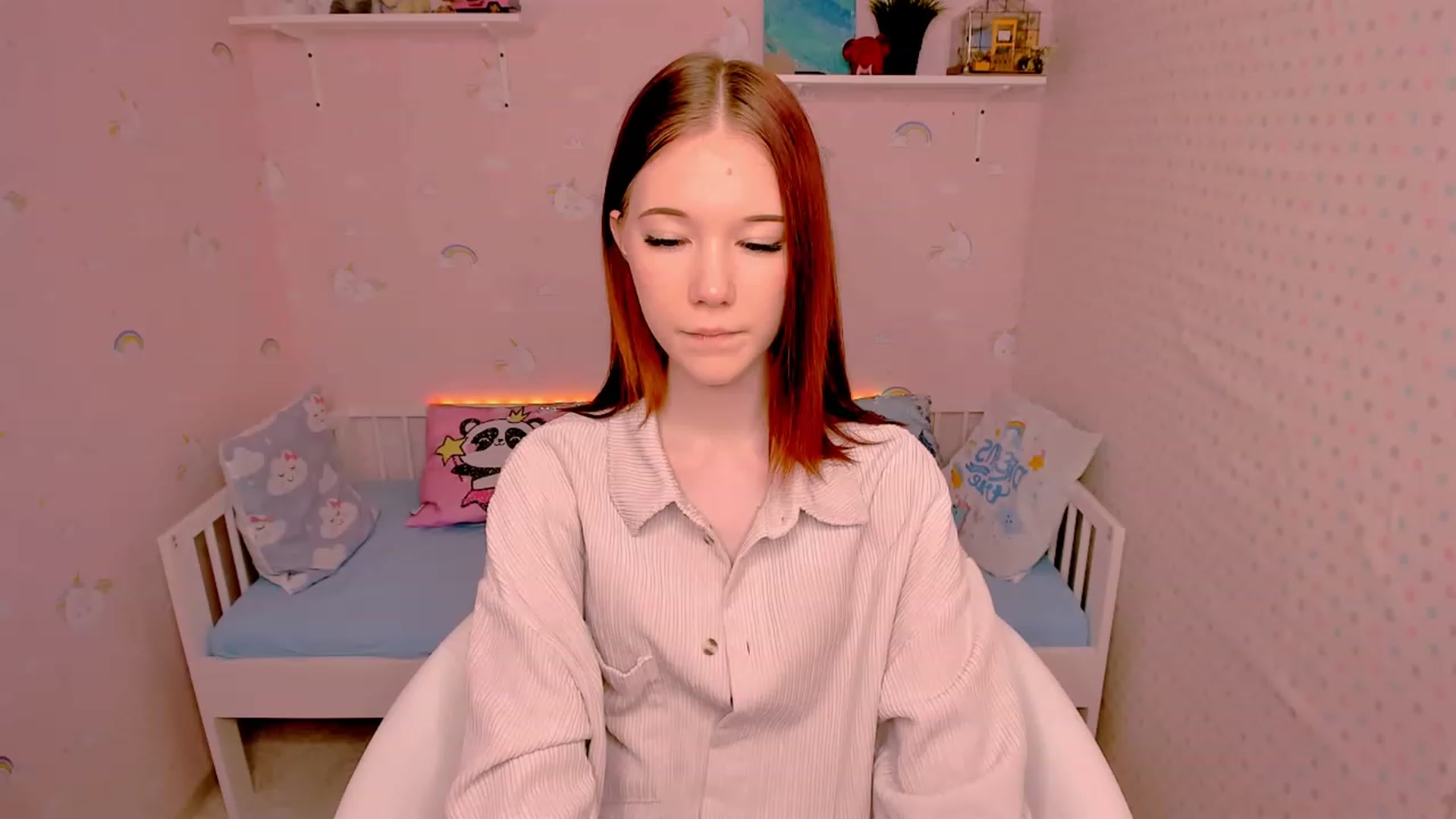 Gallery image thumbnail from Litl_Mia's myfreecams stream on, 11/15/2022, 18:41 image 20 of 20