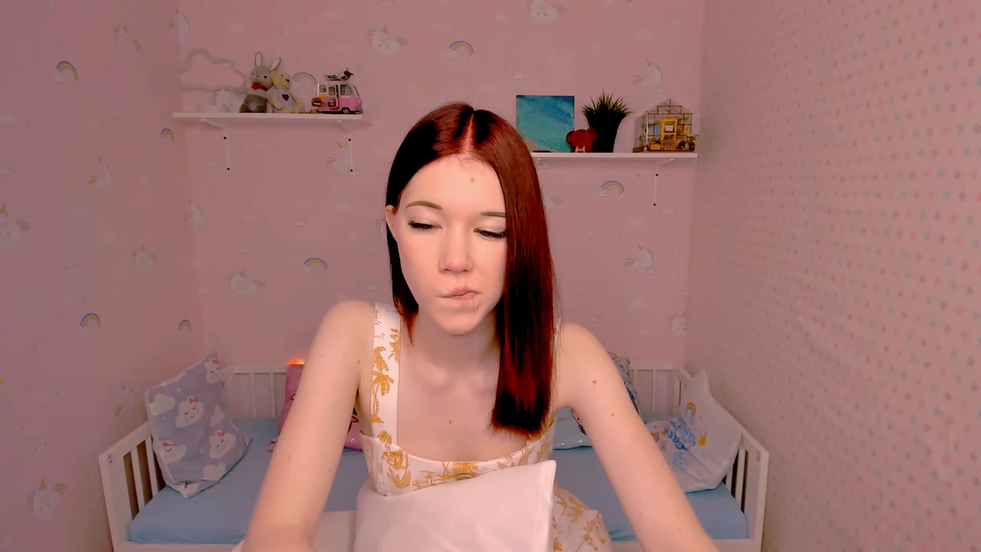 Gallery image thumbnail from Litl_Mia's myfreecams stream on, 11/16/2022, 19:24 image 4 of 20