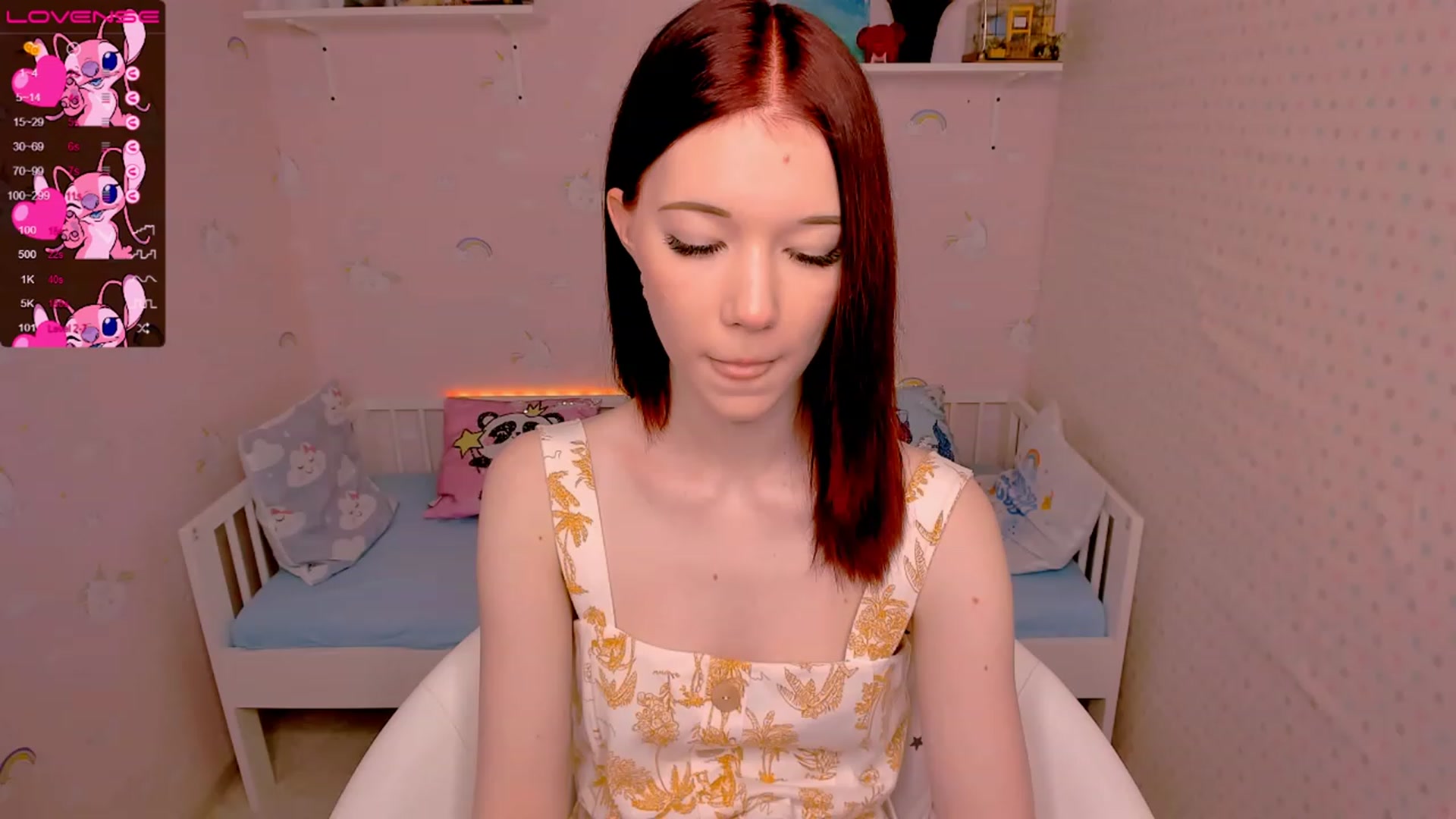 Gallery image thumbnail from Litl_Mia's myfreecams stream on, 11/16/2022, 19:35 image 3 of 20