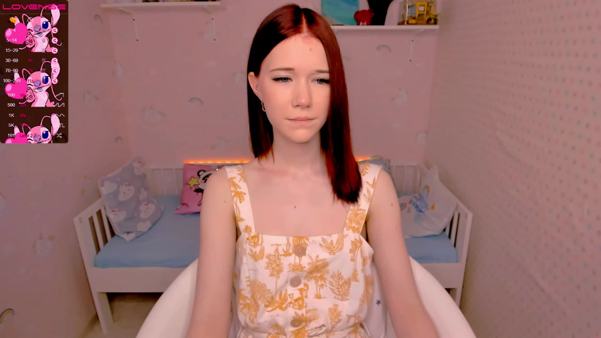 Gallery image thumbnail from Litl_Mia's myfreecams stream on, 11/16/2022, 19:35 image 6 of 20