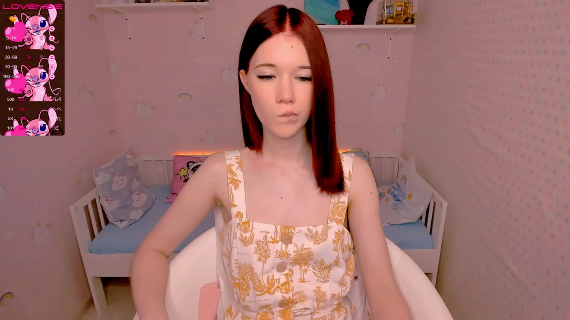 Gallery image thumbnail from Litl_Mia's myfreecams stream on, 11/16/2022, 19:35 image 19 of 20