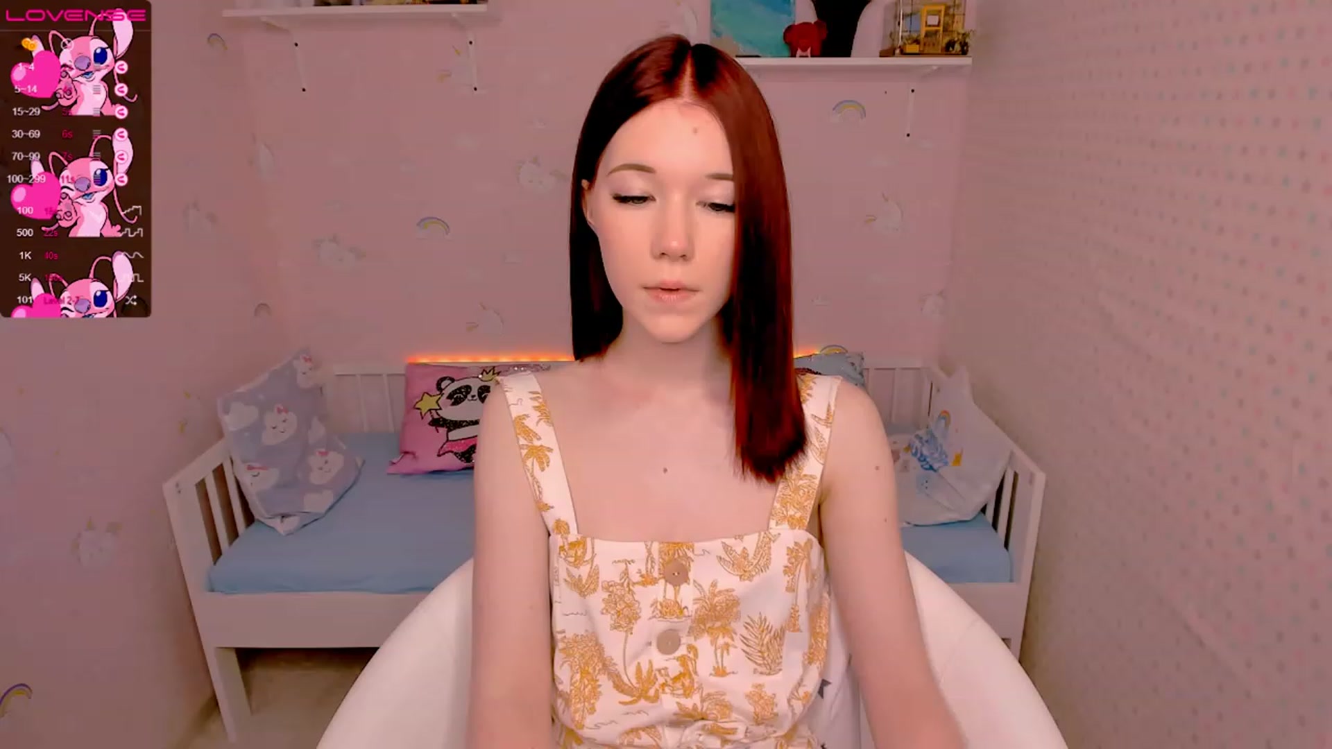 Gallery image thumbnail from Litl_Mia's myfreecams stream on, 11/16/2022, 21:25 image 12 of 20