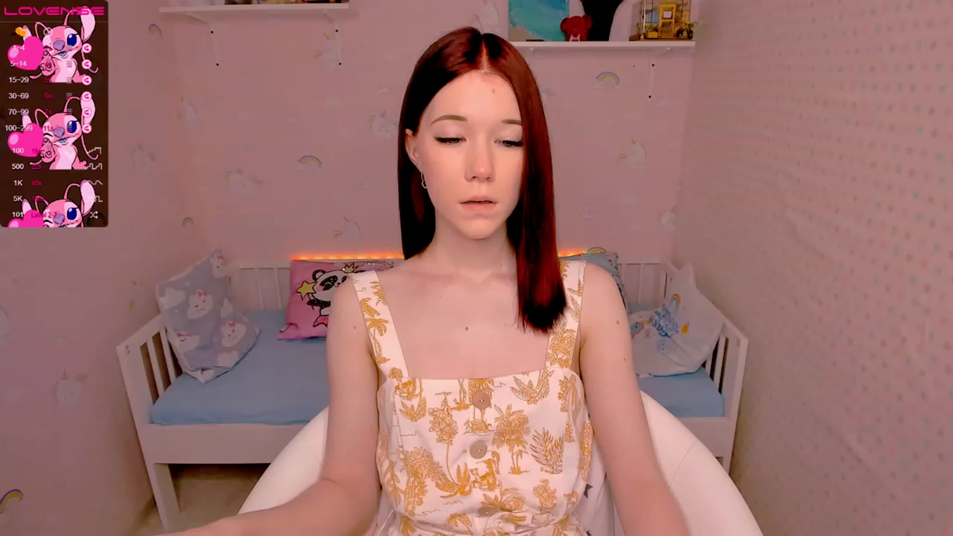 Gallery image thumbnail from Litl_Mia's myfreecams stream on, 11/16/2022, 21:25 image 6 of 20