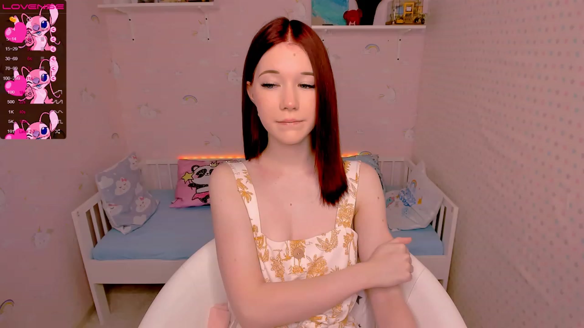 Gallery image thumbnail from Litl_Mia's myfreecams stream on, 11/16/2022, 21:25 image 13 of 20
