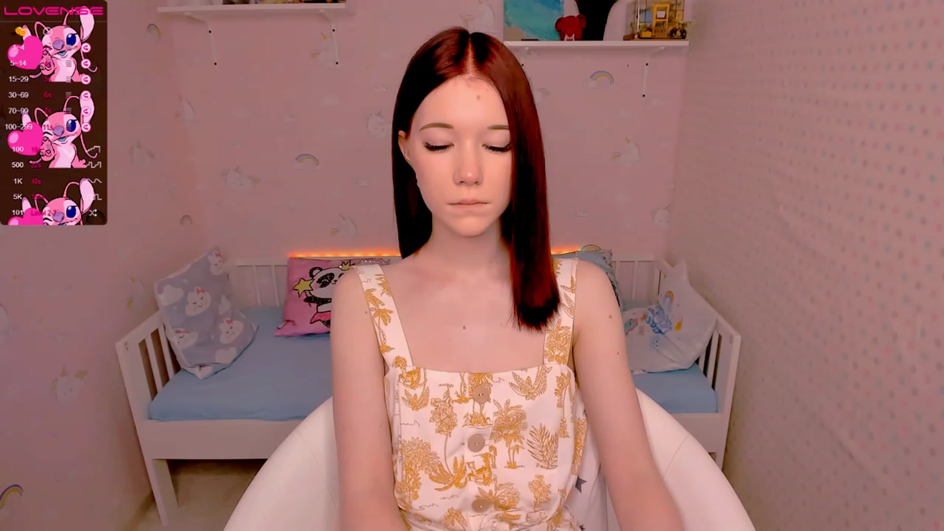Gallery image thumbnail from Litl_Mia's myfreecams stream on, 11/16/2022, 21:25 image 5 of 20