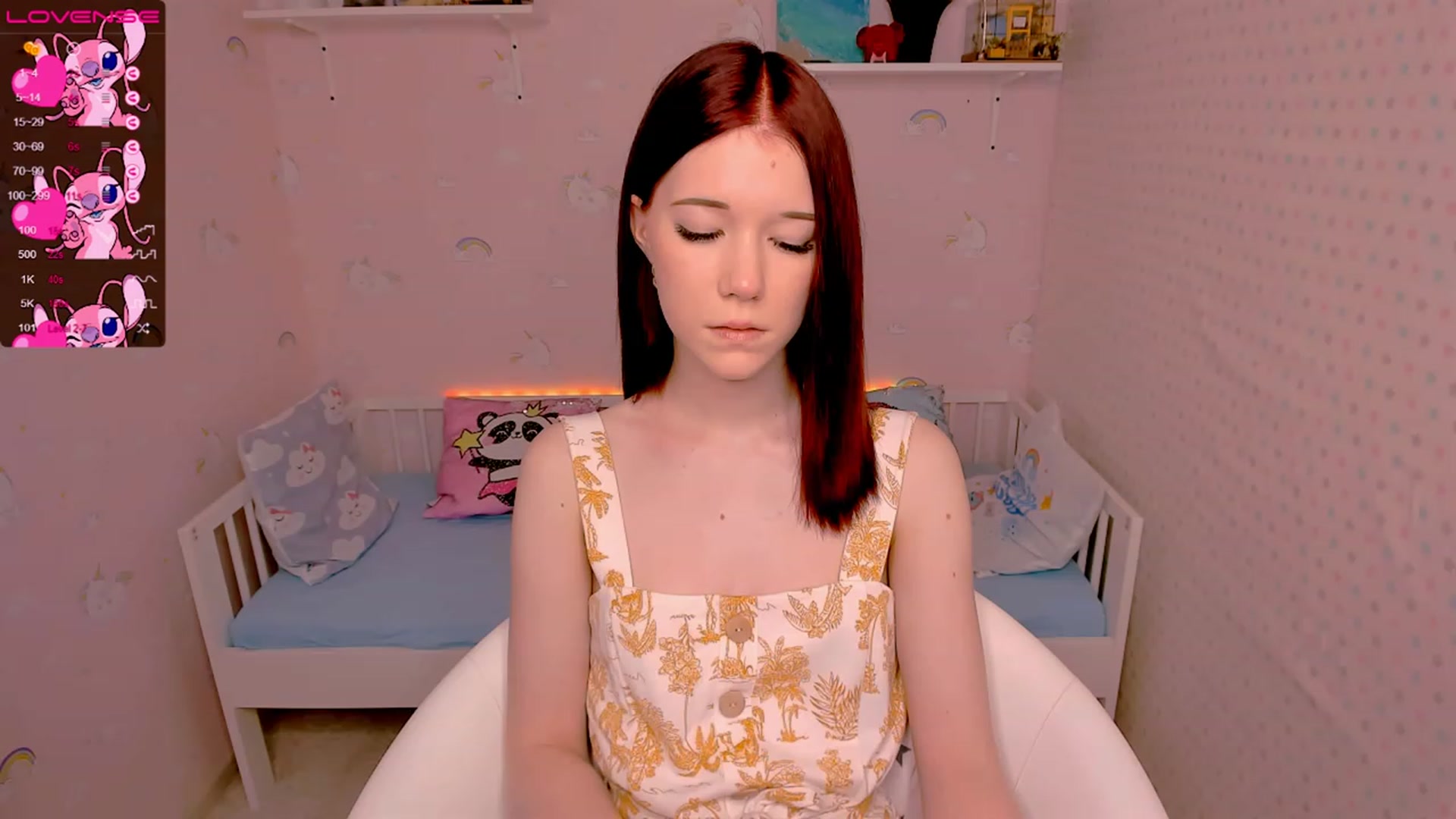 Gallery image thumbnail from Litl_Mia's myfreecams stream on, 11/16/2022, 21:25 image 15 of 20
