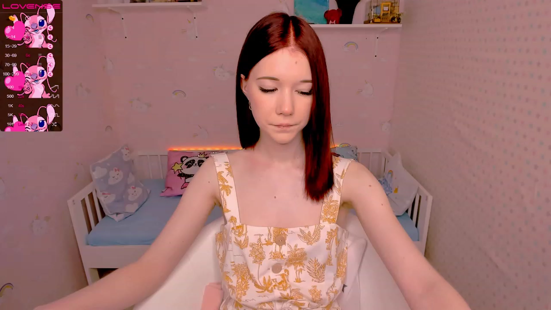 Gallery image thumbnail from Litl_Mia's myfreecams stream on, 11/16/2022, 21:25 image 10 of 20