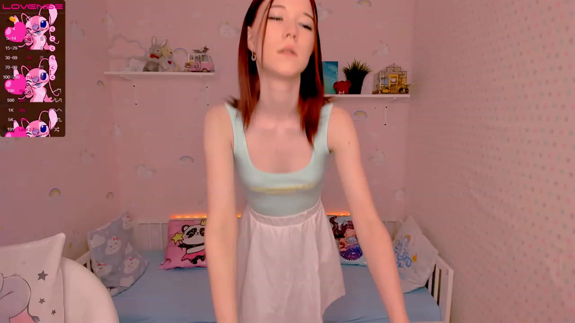 Gallery image thumbnail from Litl_Mia's myfreecams stream on, 11/17/2022, 18:22 image 17 of 20