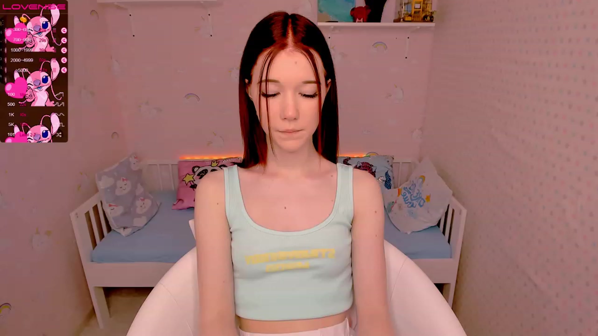 Gallery image thumbnail from Litl_Mia's myfreecams stream on, 11/17/2022, 18:22 image 12 of 20