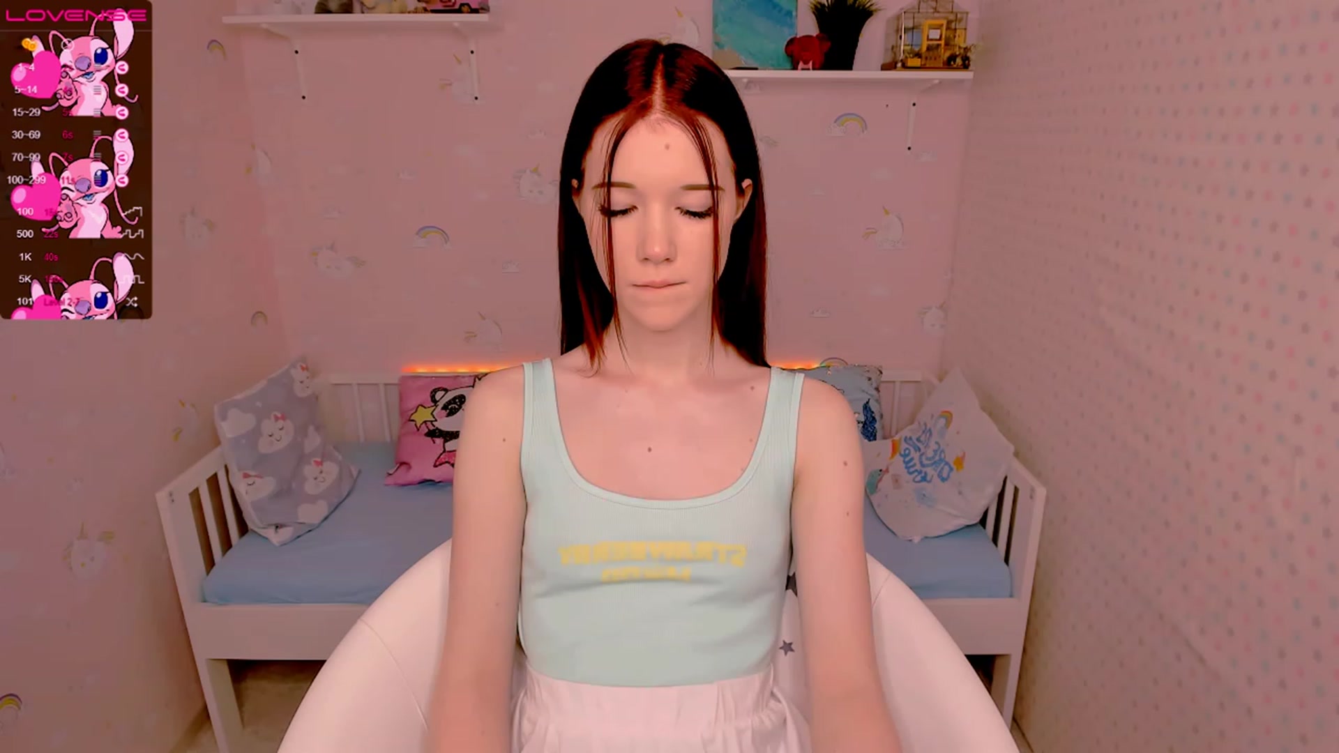 Gallery image thumbnail from Litl_Mia's myfreecams stream on, 11/17/2022, 19:01 image 10 of 20
