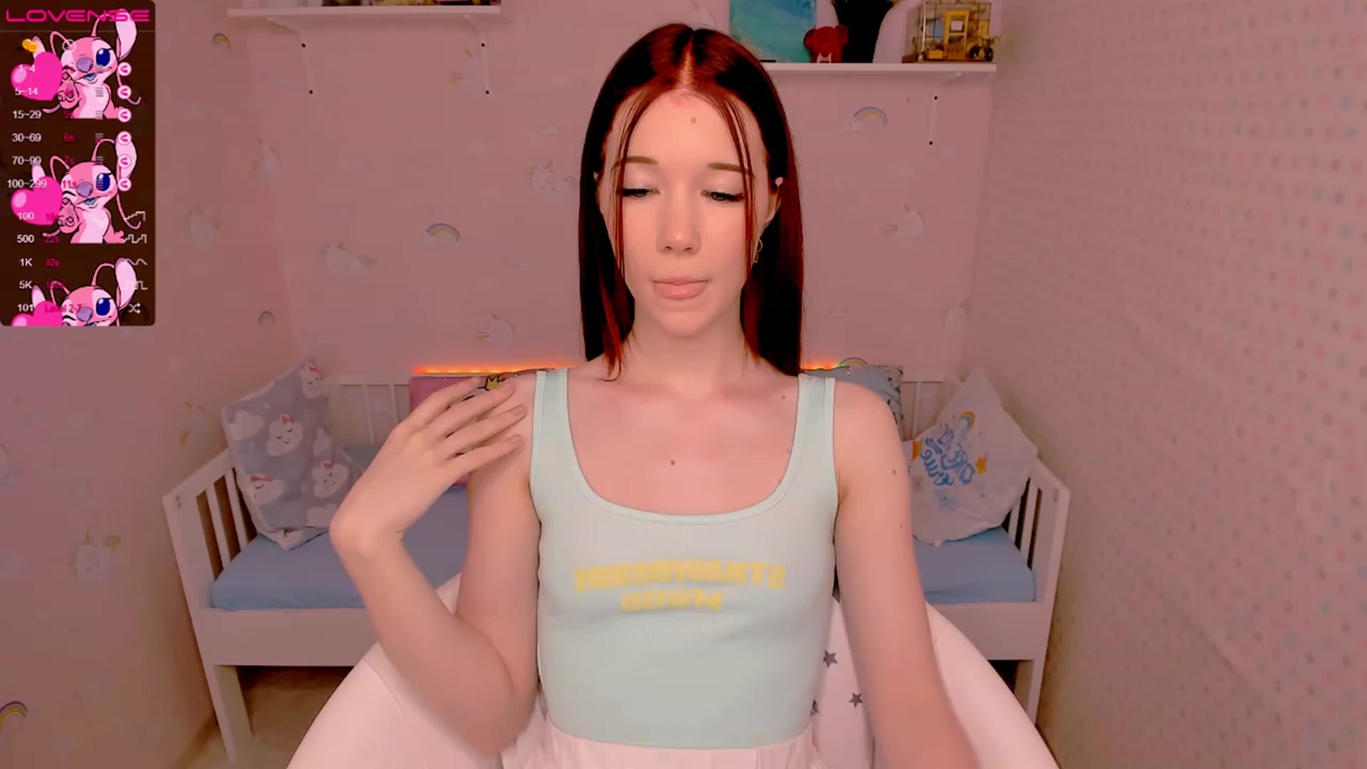 Gallery image thumbnail from Litl_Mia's myfreecams stream on, 11/17/2022, 19:01 image 19 of 20