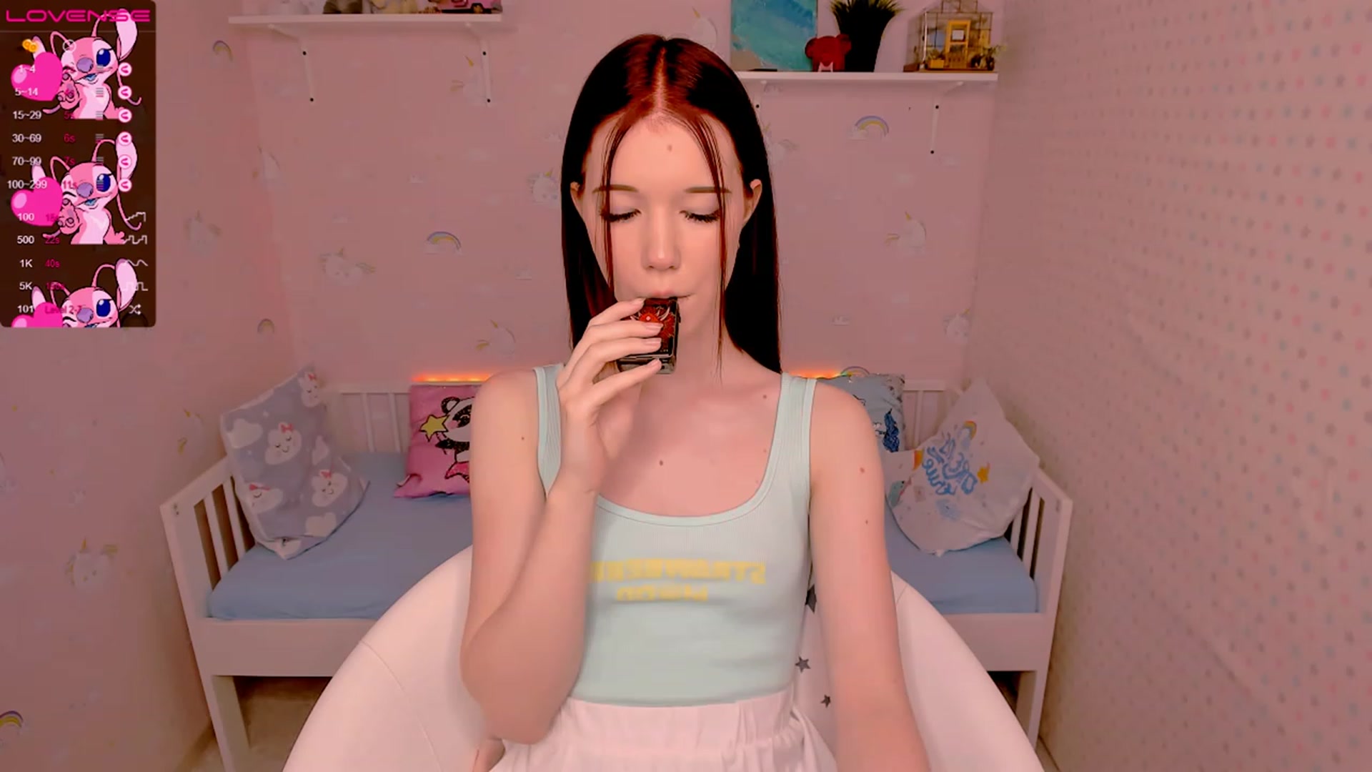 Gallery image thumbnail from Litl_Mia's myfreecams stream on, 11/17/2022, 19:01 image 14 of 20