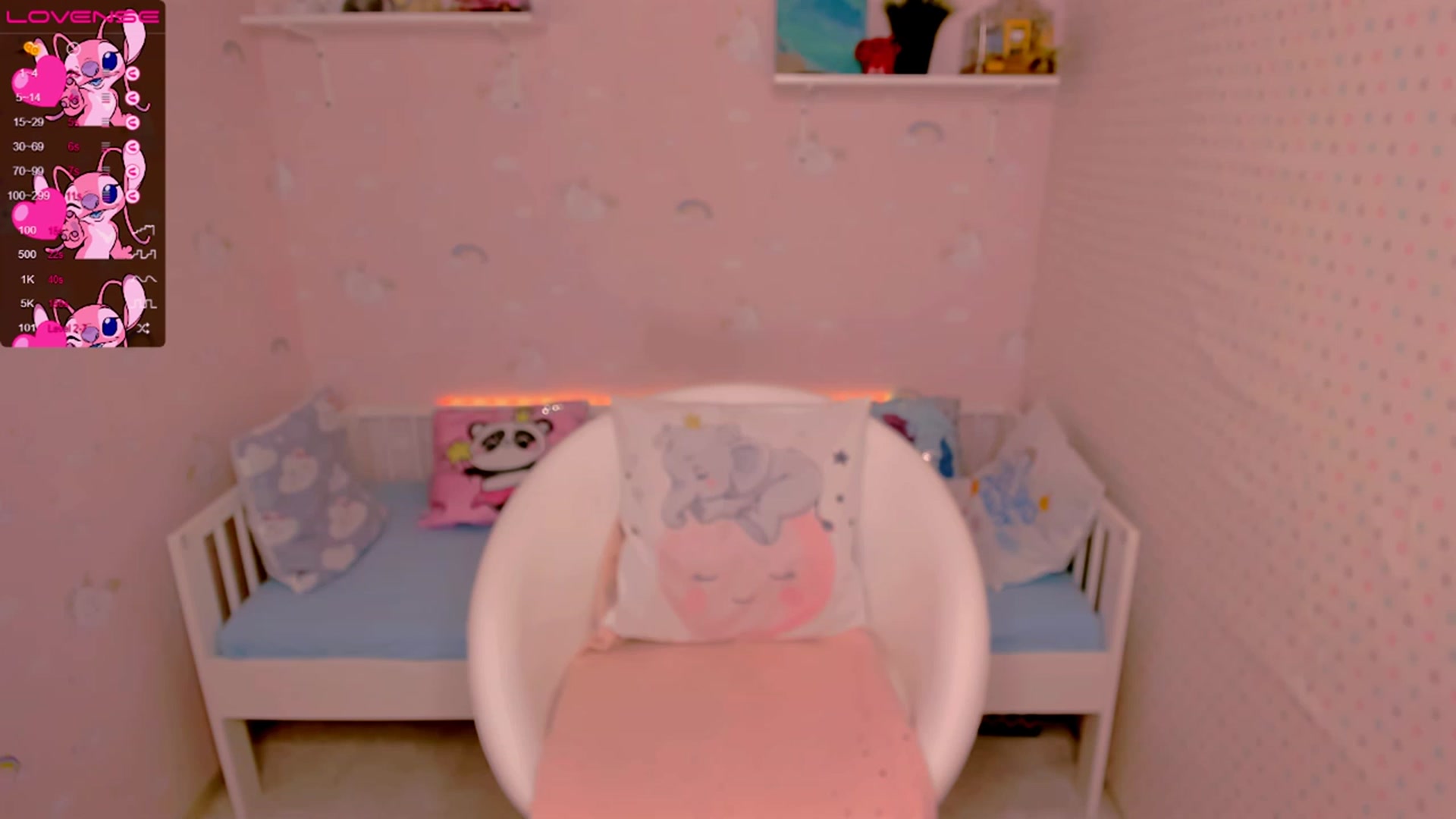 Gallery image thumbnail from Litl_Mia's myfreecams stream on, 11/17/2022, 19:01 image 4 of 20