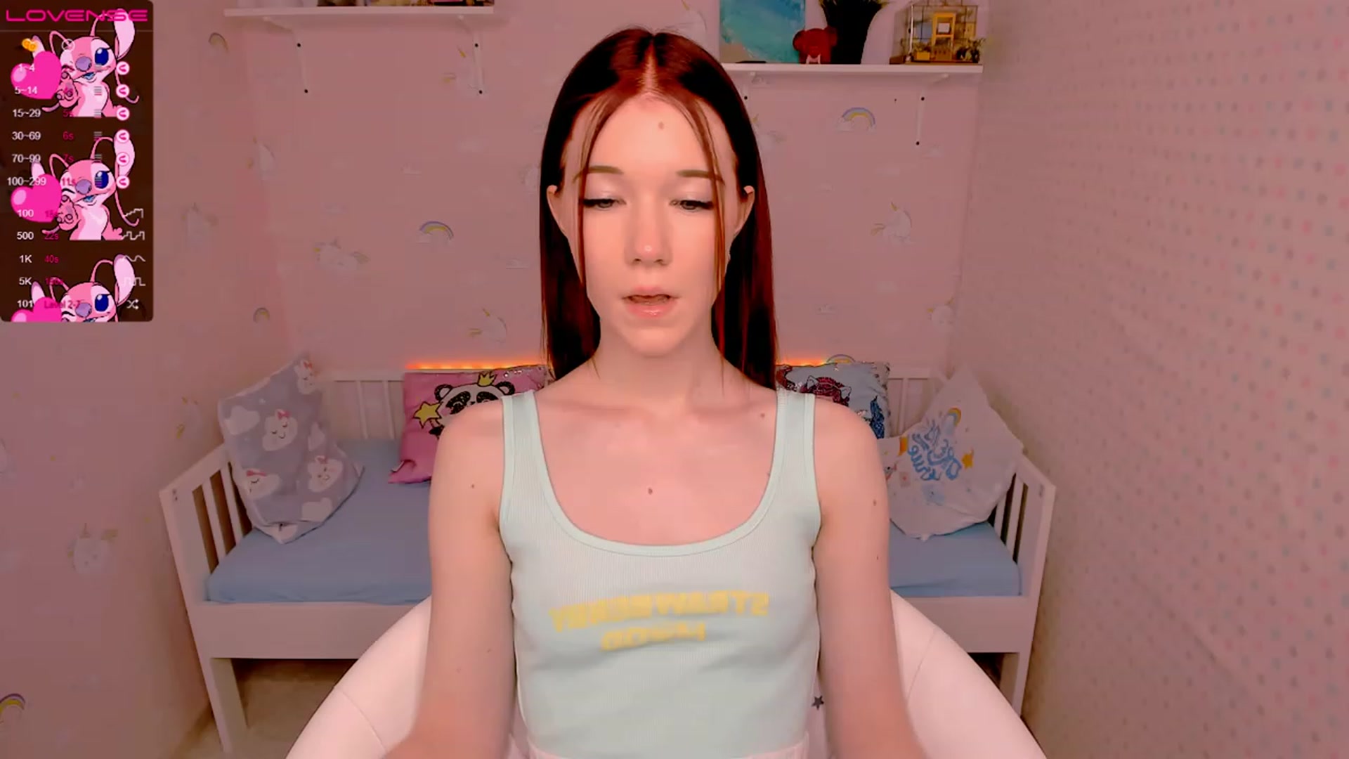 Gallery image thumbnail from Litl_Mia's myfreecams stream on, 11/17/2022, 21:42 image 15 of 20