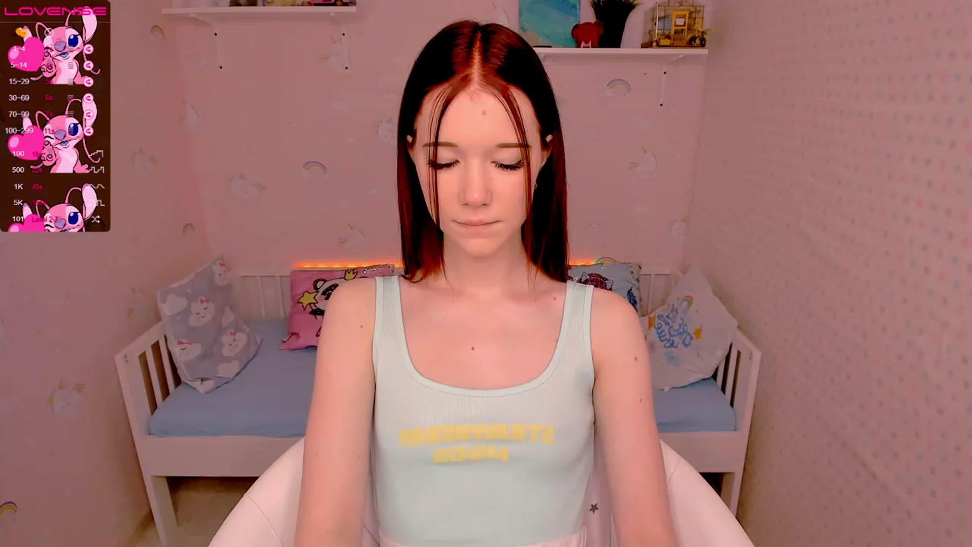 Gallery image thumbnail from Litl_Mia's myfreecams stream on, 11/17/2022, 21:42 image 11 of 20