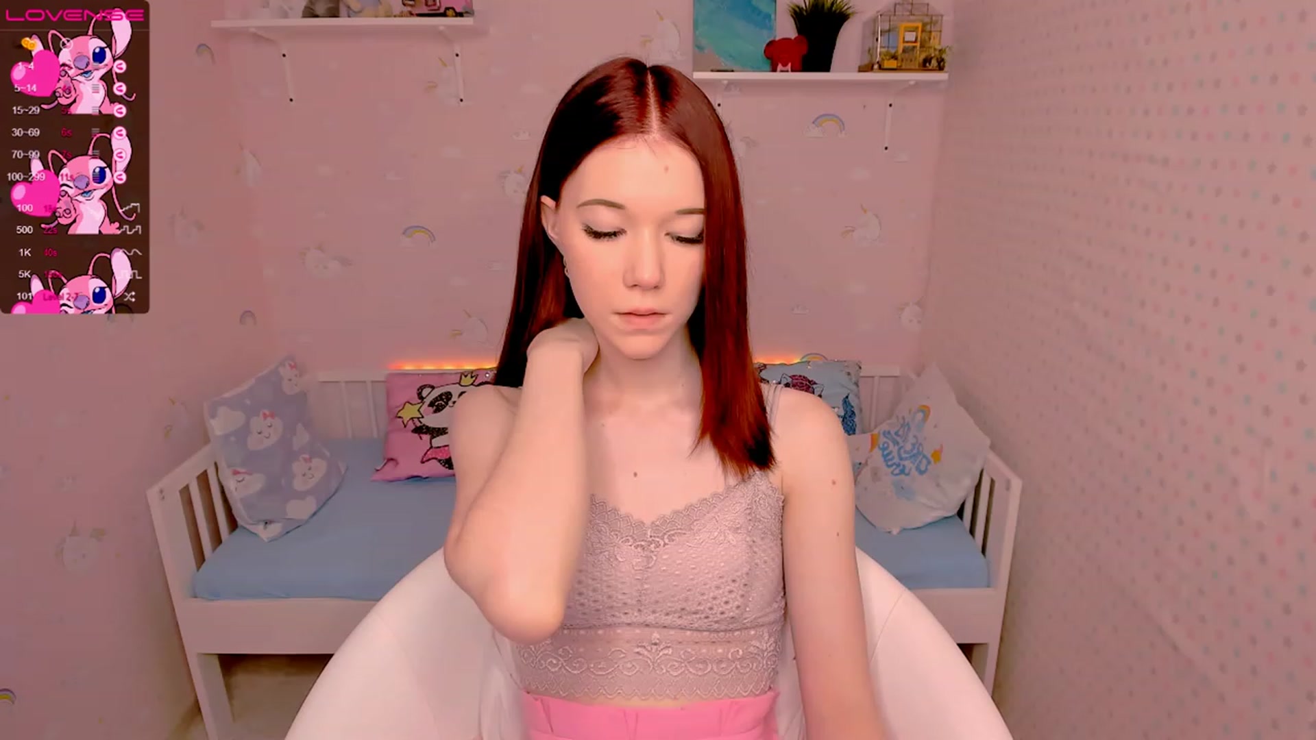 Gallery image thumbnail from Litl_Mia's myfreecams stream on, 11/18/2022, 17:41 image 6 of 20