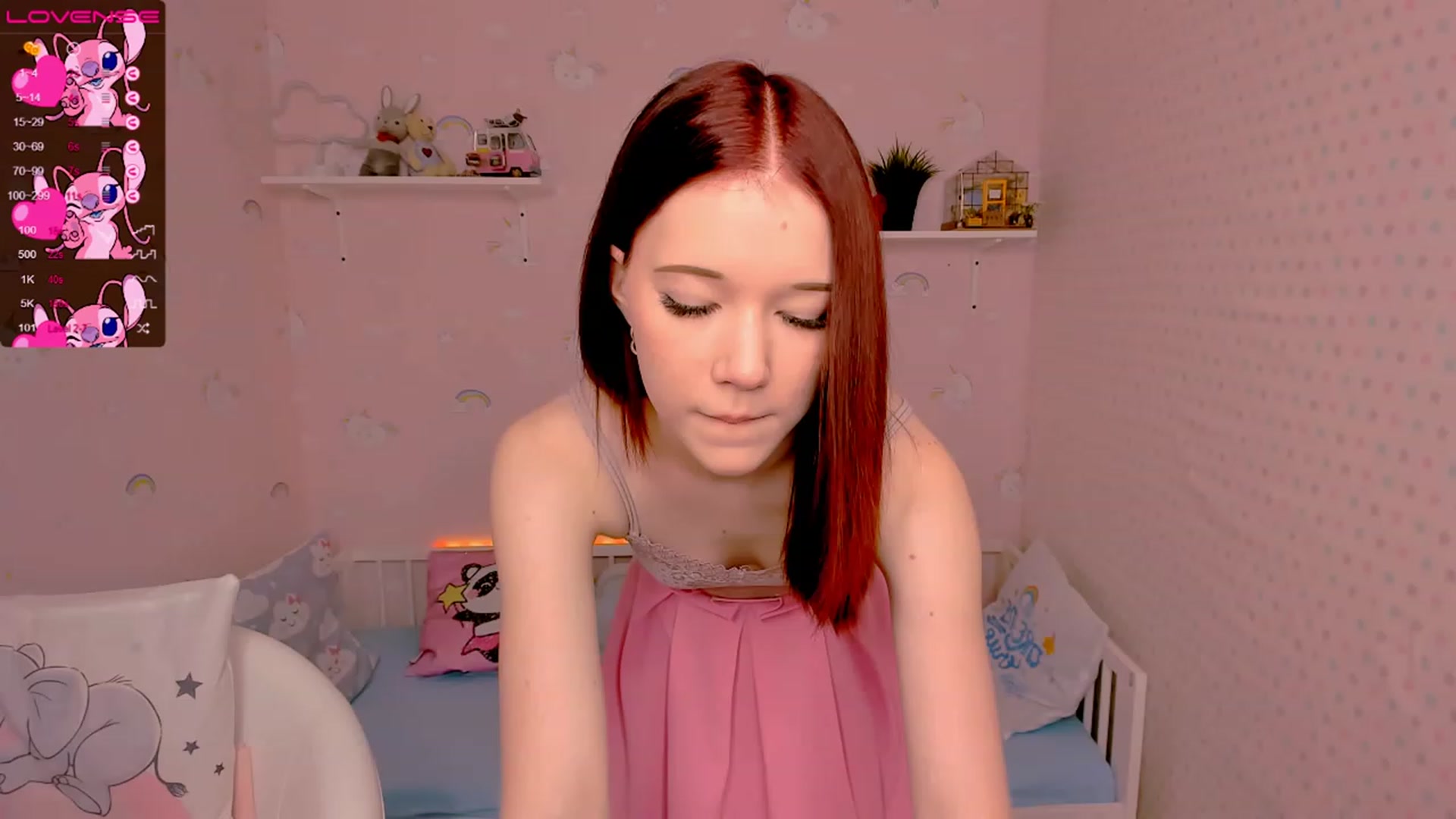 Gallery image thumbnail from Litl_Mia's myfreecams stream on, 11/18/2022, 17:41 image 1 of 20
