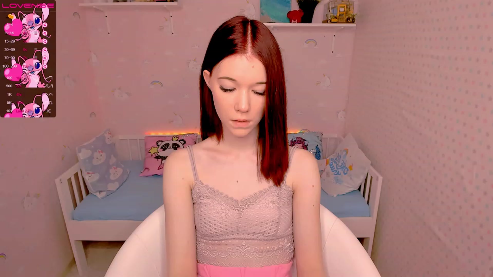 Gallery image thumbnail from Litl_Mia's myfreecams stream on, 11/18/2022, 19:36 image 10 of 20