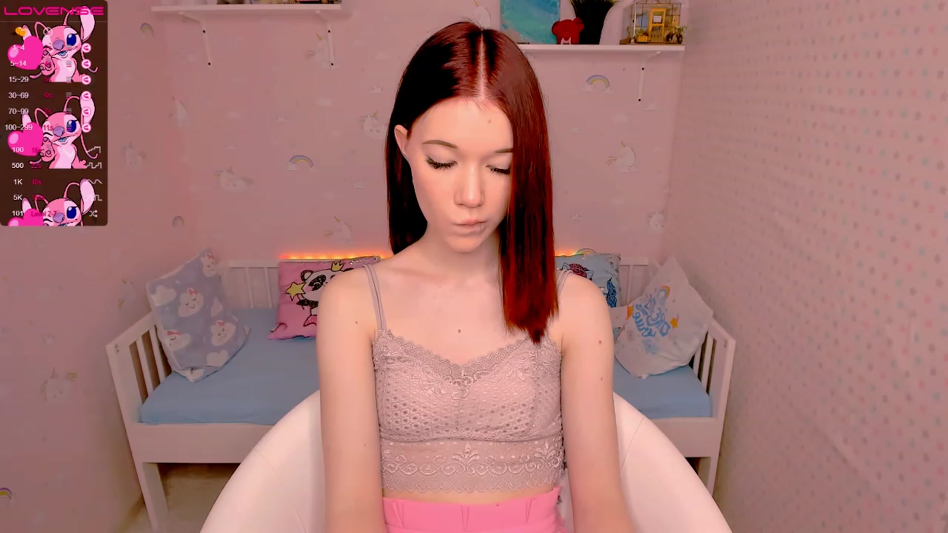 Gallery image thumbnail from Litl_Mia's myfreecams stream on, 11/18/2022, 19:36 image 17 of 20