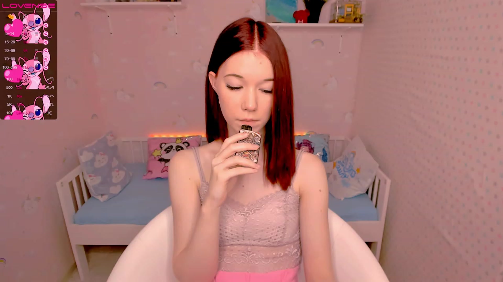 Gallery image thumbnail from Litl_Mia's myfreecams stream on, 11/18/2022, 19:36 image 11 of 20