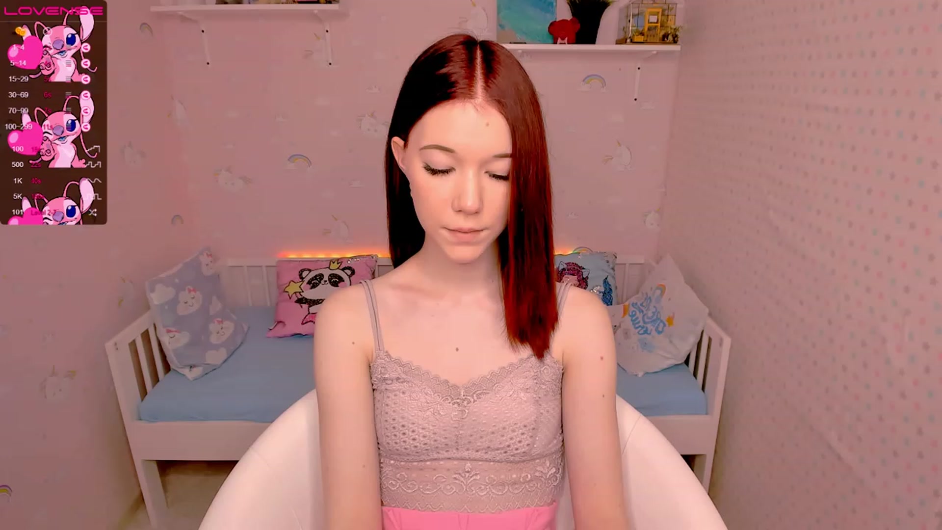 Gallery image thumbnail from Litl_Mia's myfreecams stream on, 11/18/2022, 19:36 image 15 of 20