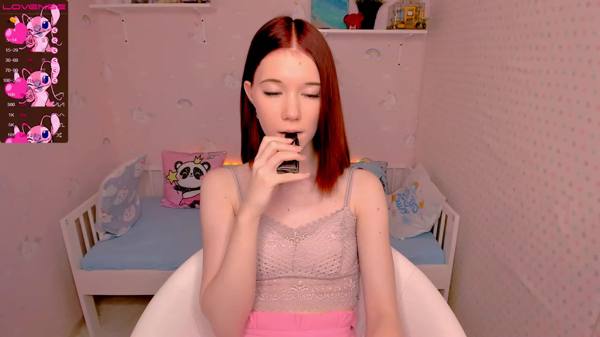 Gallery image thumbnail from Litl_Mia's myfreecams stream on, 11/18/2022, 21:50 image 4 of 20