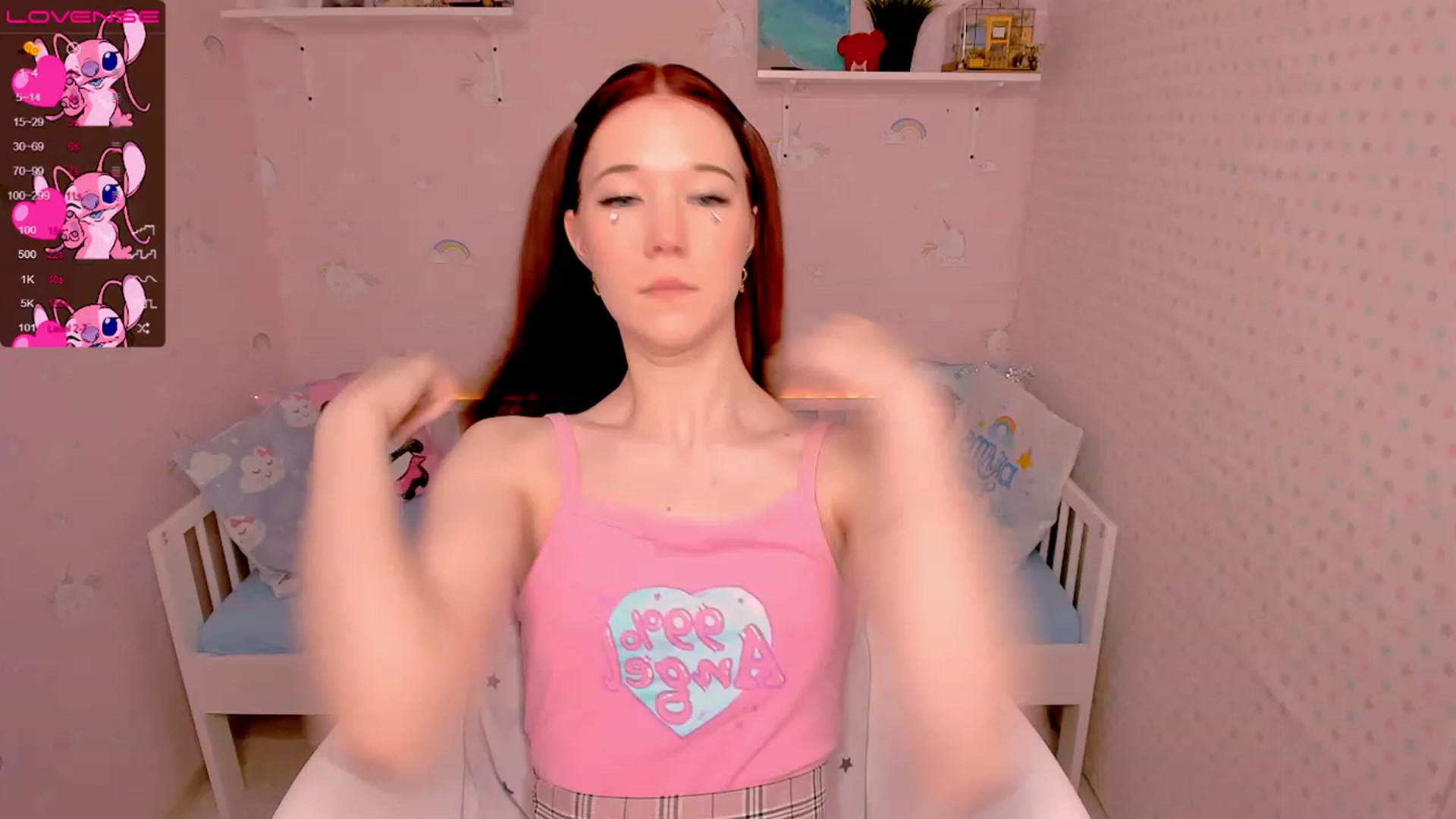 Gallery image thumbnail from Litl_Mia's myfreecams stream on, 11/19/2022, 18:24 image 18 of 20