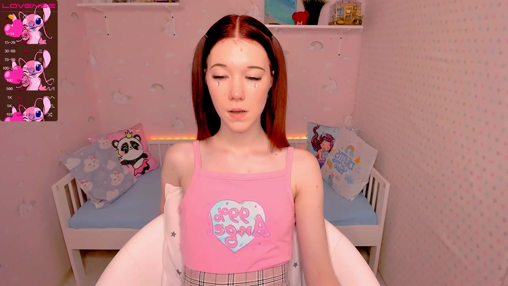 Gallery image thumbnail from Litl_Mia's myfreecams stream on, 11/19/2022, 18:24 image 15 of 20