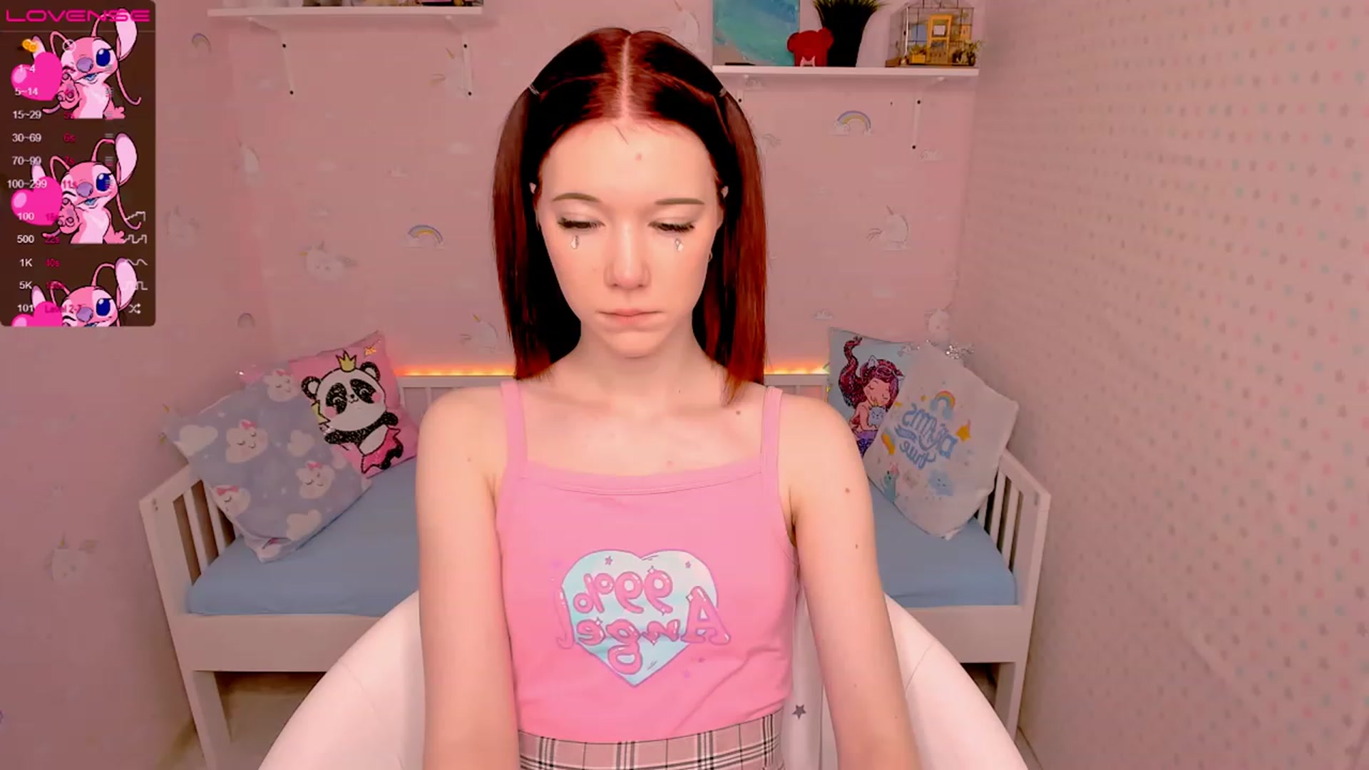 Gallery image thumbnail from Litl_Mia's myfreecams stream on, 11/19/2022, 18:24 image 14 of 20