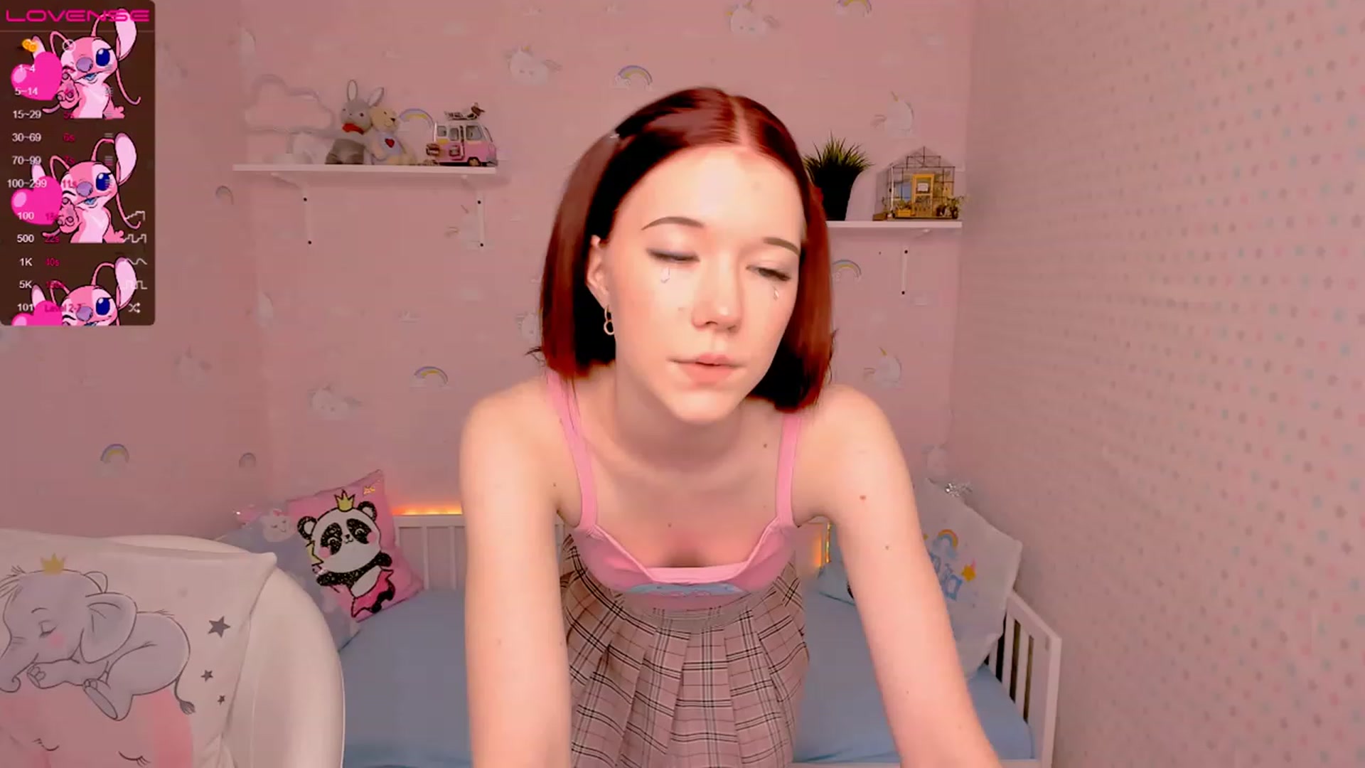 Gallery image thumbnail from Litl_Mia's myfreecams stream on, 11/19/2022, 22:29 image 4 of 20