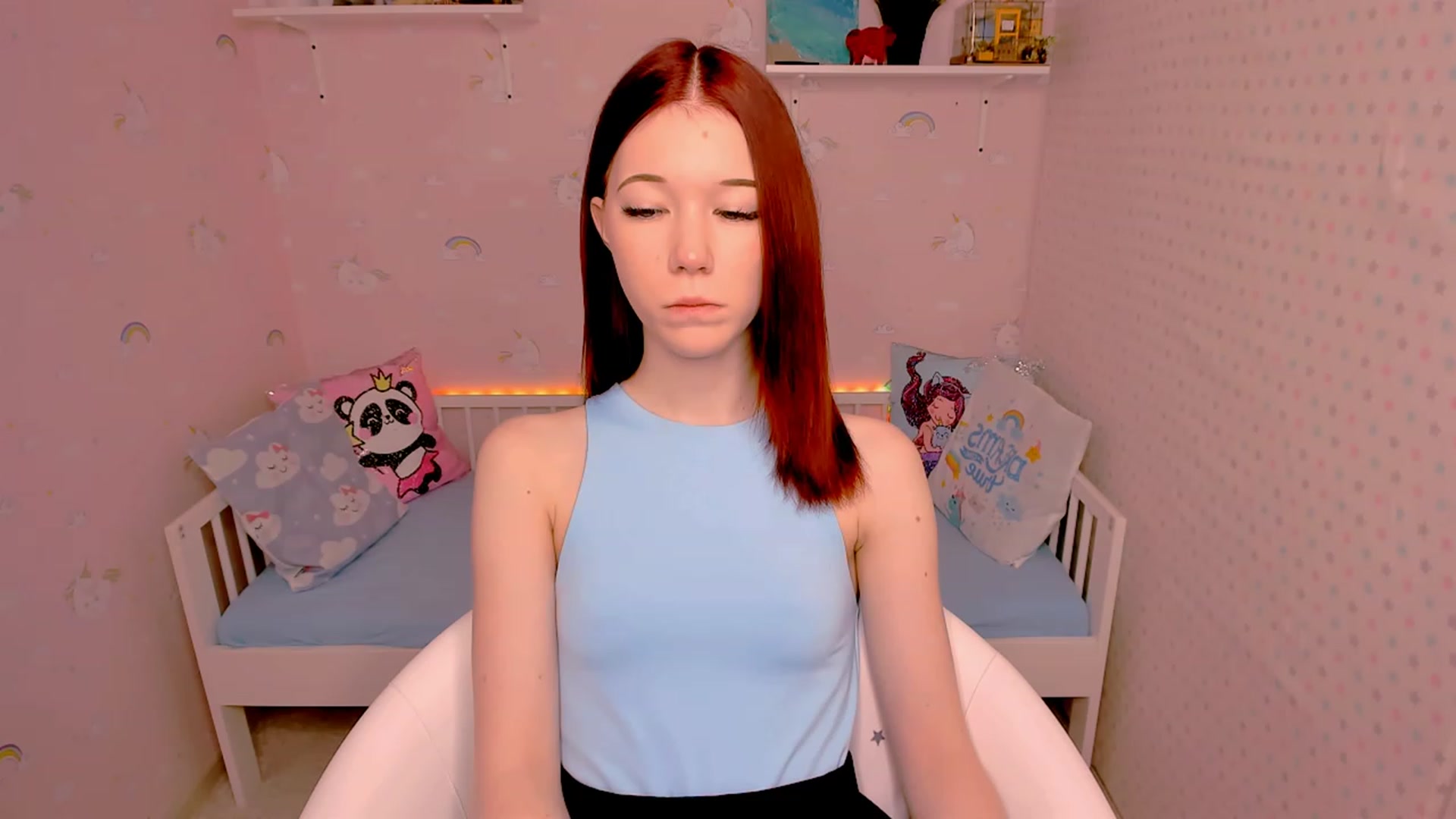 Gallery image thumbnail from Litl_Mia's myfreecams stream on, 11/22/2022, 19:13 image 6 of 20