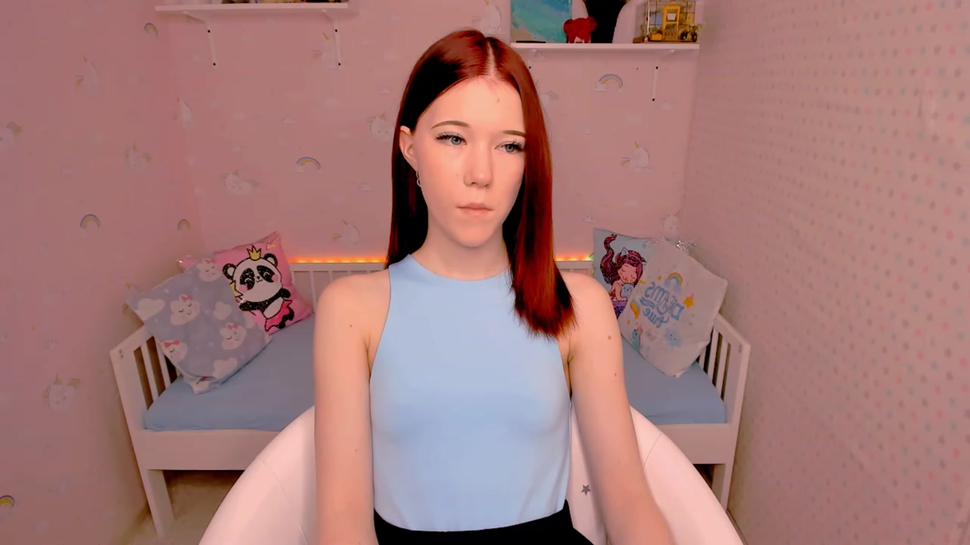 Gallery image thumbnail from Litl_Mia's myfreecams stream on, 11/22/2022, 19:13 image 7 of 20