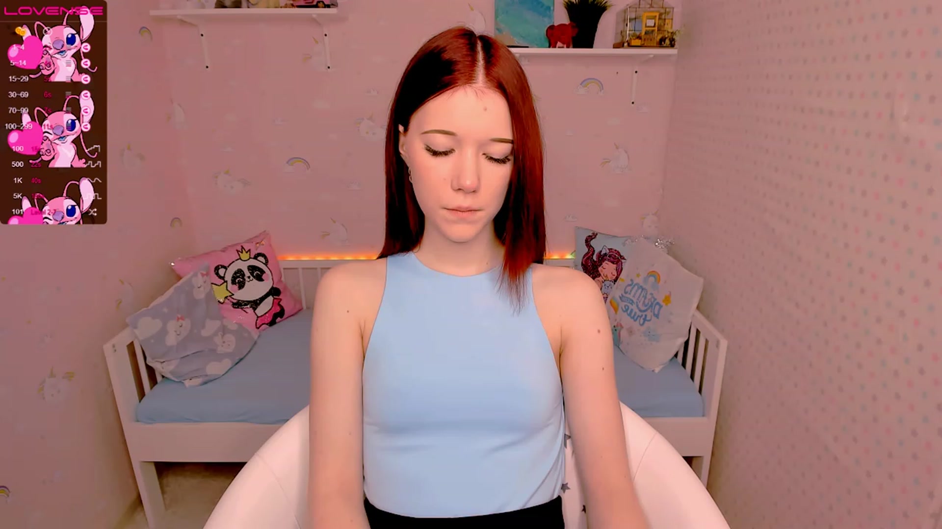 Gallery image thumbnail from Litl_Mia's myfreecams stream on, 11/22/2022, 21:12 image 7 of 20