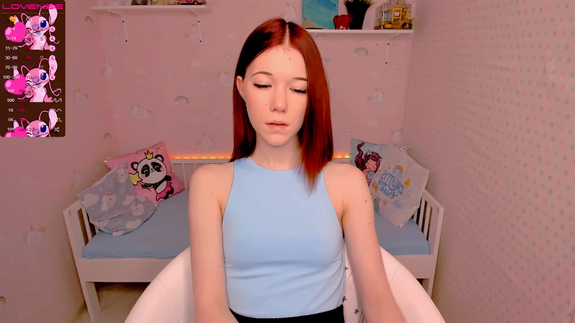 Gallery image thumbnail from Litl_Mia's myfreecams stream on, 11/22/2022, 21:12 image 12 of 20