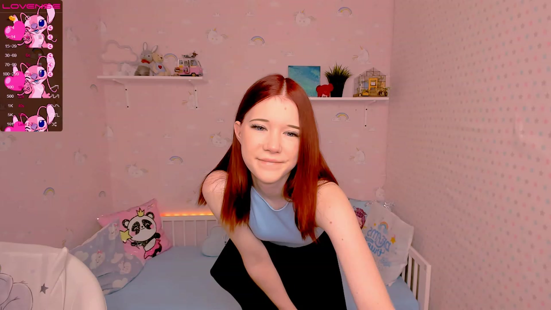 Gallery image thumbnail from Litl_Mia's myfreecams stream on, 11/22/2022, 21:12 image 3 of 20