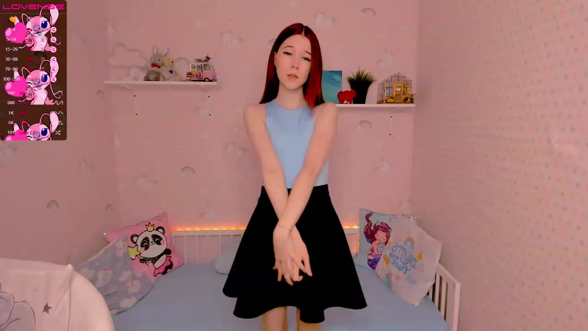 Gallery image thumbnail from Litl_Mia's myfreecams stream on, 11/22/2022, 21:12 image 1 of 20