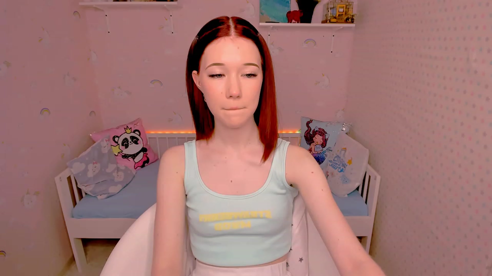 Gallery image thumbnail from Litl_Mia's myfreecams stream on, 11/23/2022, 21:17 image 4 of 20
