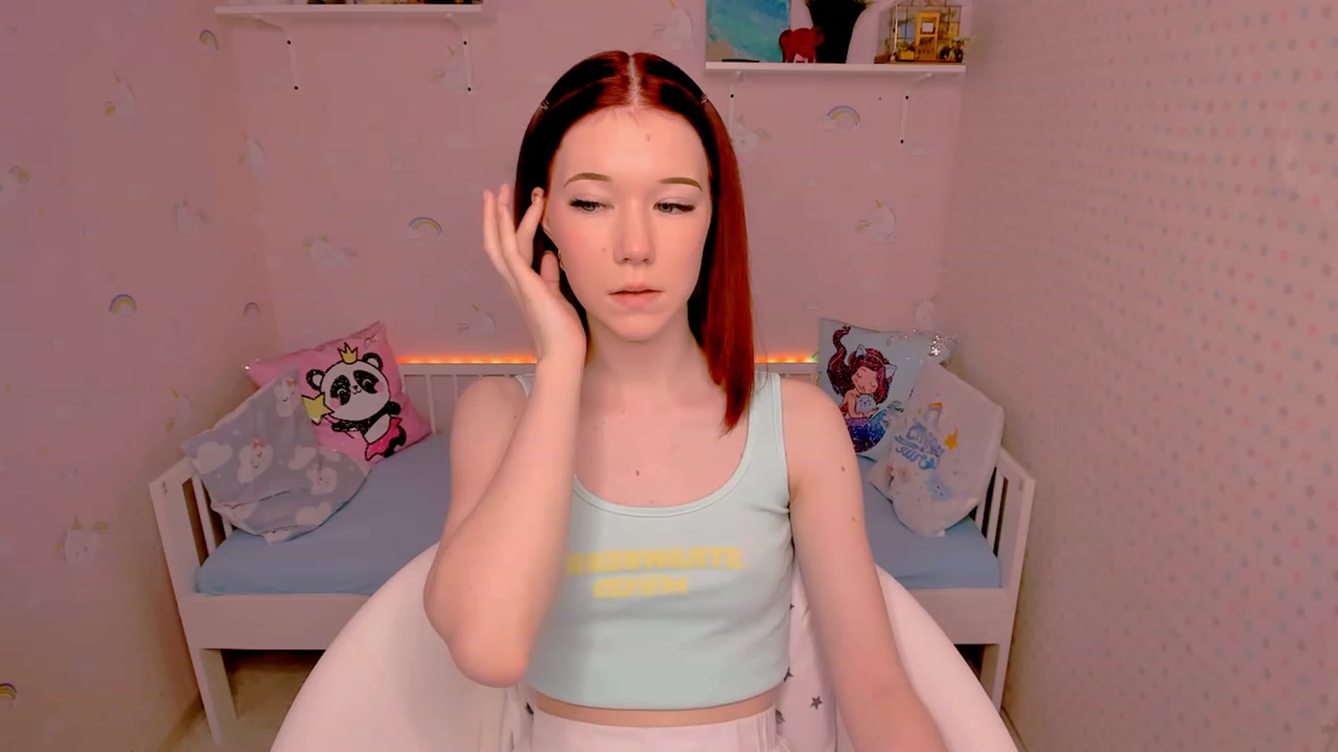 Gallery image thumbnail from Litl_Mia's myfreecams stream on, 11/23/2022, 21:17 image 5 of 20