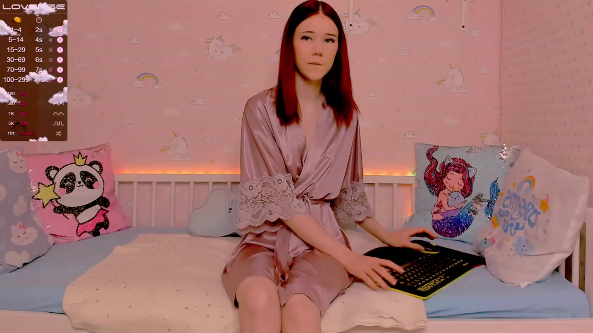 Gallery image thumbnail from Litl_Mia's myfreecams stream on, 11/28/2022, 20:45 image 19 of 20