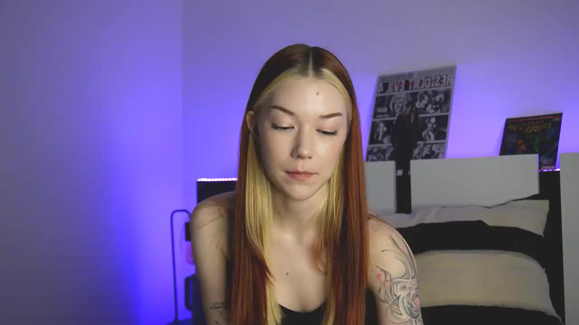 Gallery image thumbnail from Litl_Mia's myfreecams stream on, 09/14/2026, 02:14 image 1 of 20