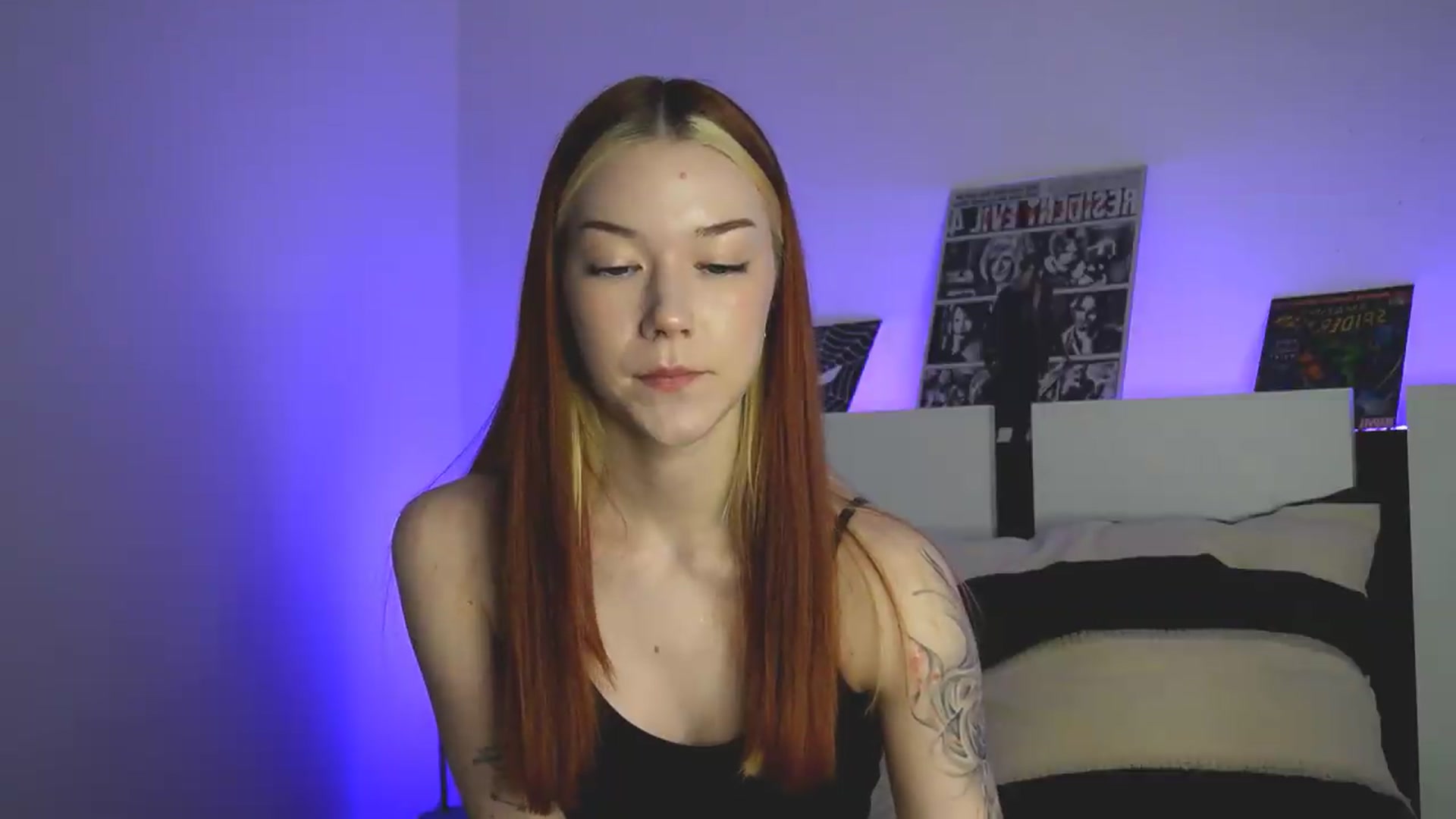 Gallery image thumbnail from Litl_Mia's myfreecams stream on, 09/14/2026, 02:14 image 9 of 20