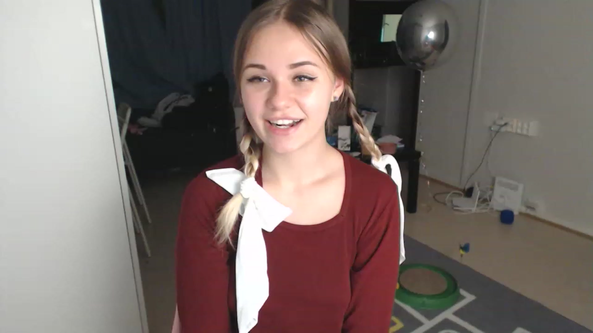 Gallery image thumbnail from Litllebaby's myfreecams stream on, 11/14/2022, 22:30 image 20 of 20